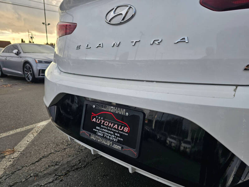 2020 Hyundai Elantra Eco