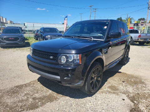 2013 Land Rover Range Rover Sport for sale at DEALER CONNECTED INC in Detroit MI