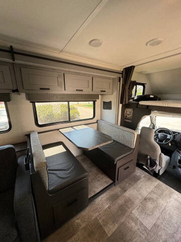 2022 Ford E-Series E-450 SD