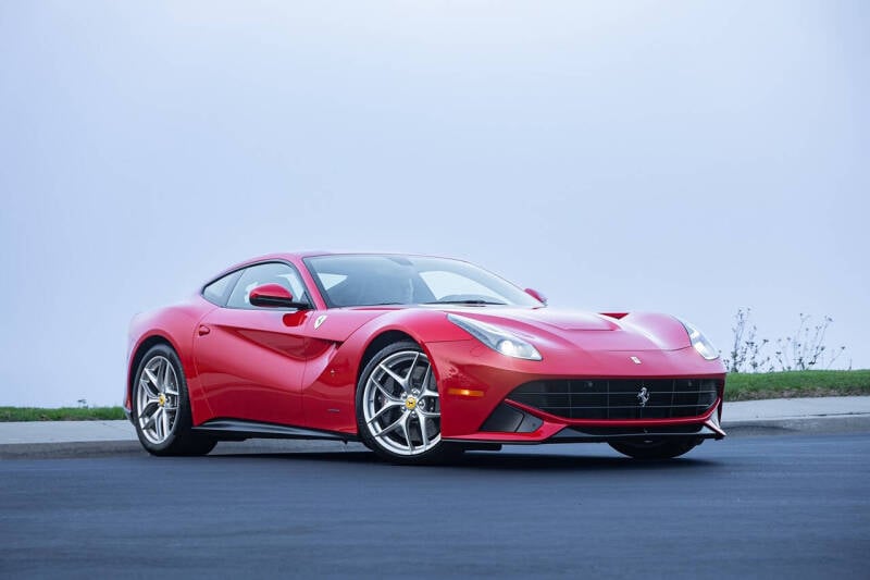 2017 Ferrari F12 null photo 25