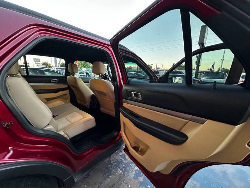 2016 Ford Explorer