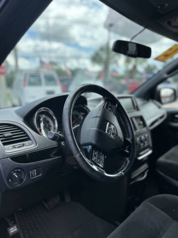 2015 Dodge Grand Caravan SE Plus