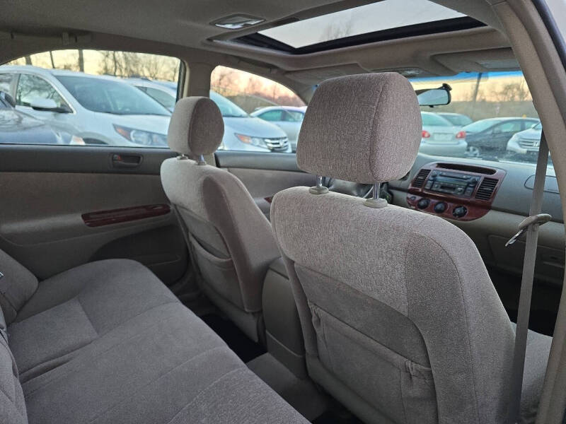 2004 Toyota Camry XLE