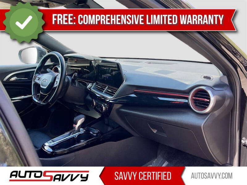 2025 Chevrolet Trax RS