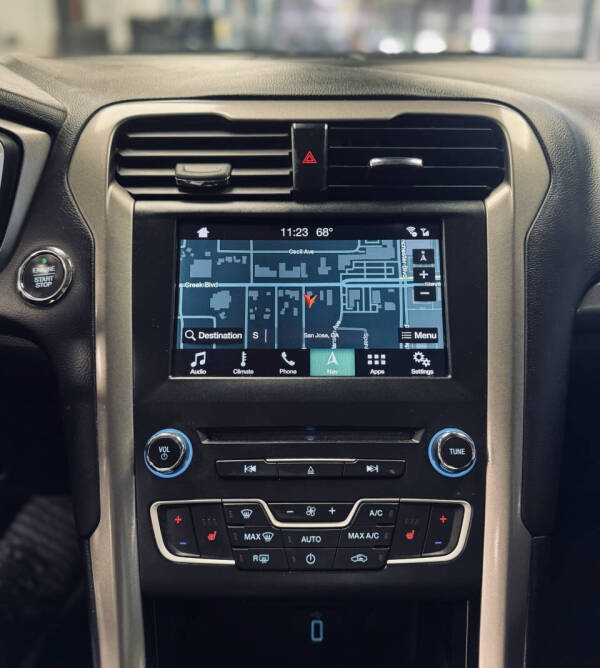 2018 Ford Fusion Energi SE Luxury