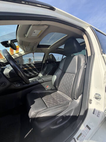 2016 Nissan Maxima Platinum