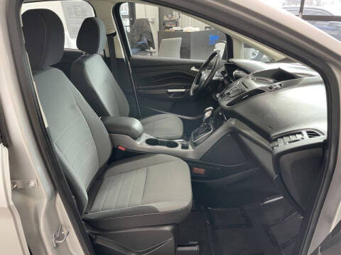 2016 Ford C-MAX Hybrid SE