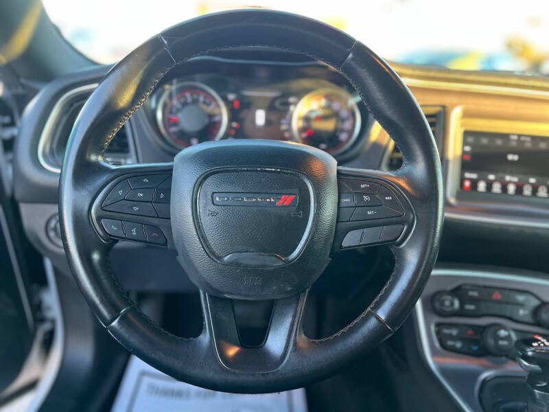 2018 Dodge Challenger SXT