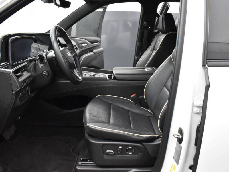 2021 Cadillac Escalade ESV Sport