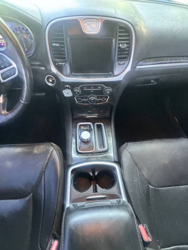 2019 Chrysler 300 Limited