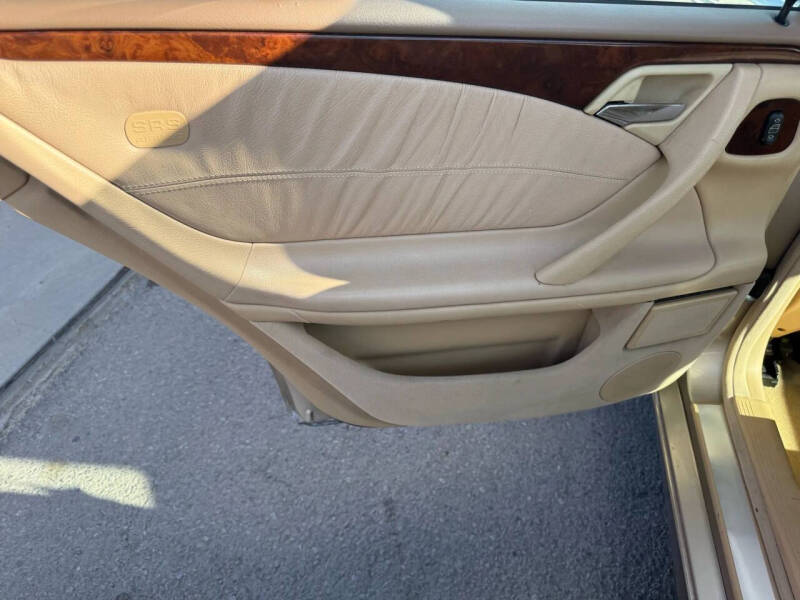 2000 Mercedes-Benz E-Class E 320 4MATIC