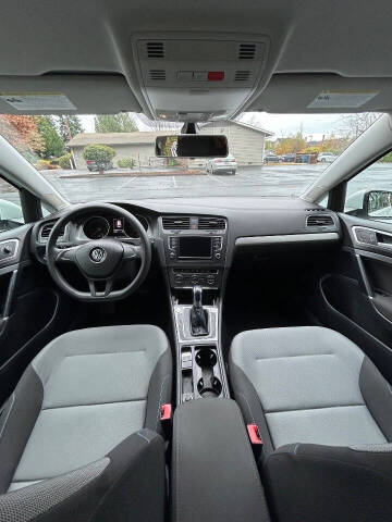 2016 Volkswagen e-Golf SE