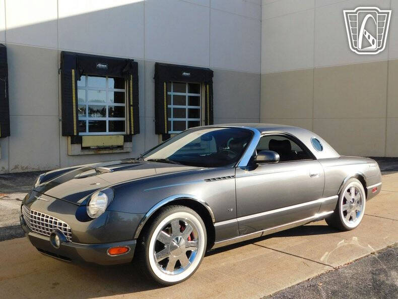 2003 Ford Thunderbird