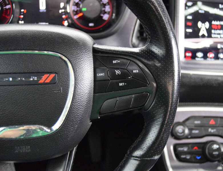 2018 Dodge Challenger SXT Plus