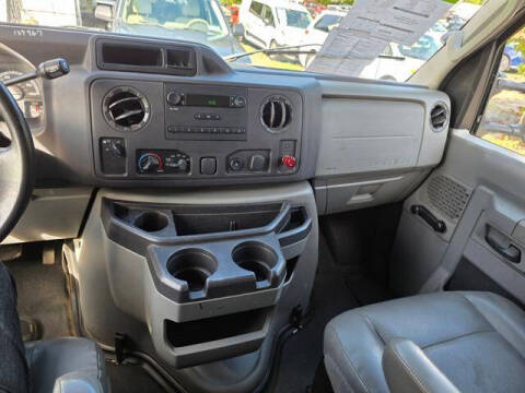 2011 Ford E-Series E-250