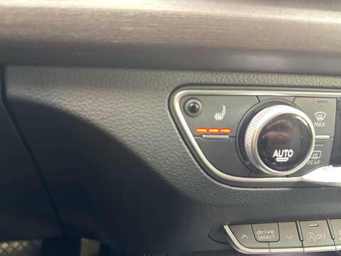 2022 Audi Q5 quattro S line Prem Plus 45 TFSI