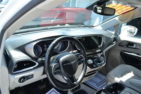 2021 Chrysler Pacifica Touring L