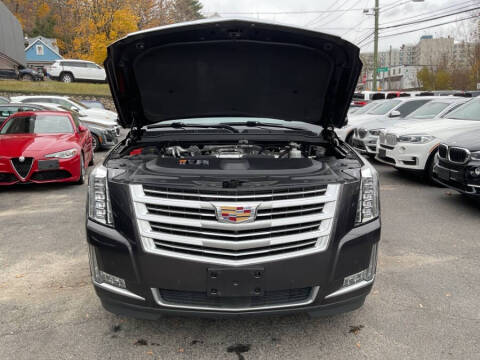 2016 Cadillac Escalade Platinum