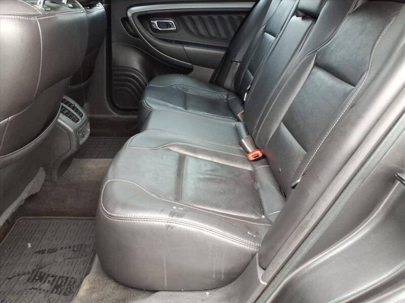 2015 Ford Taurus SEL