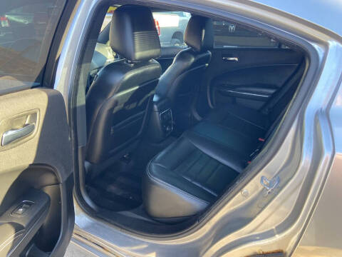 2014 Dodge Charger SXT