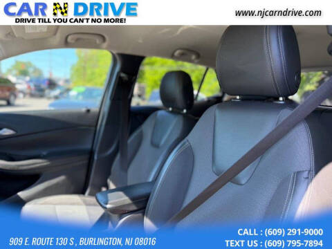 2022 Buick Encore GX Select