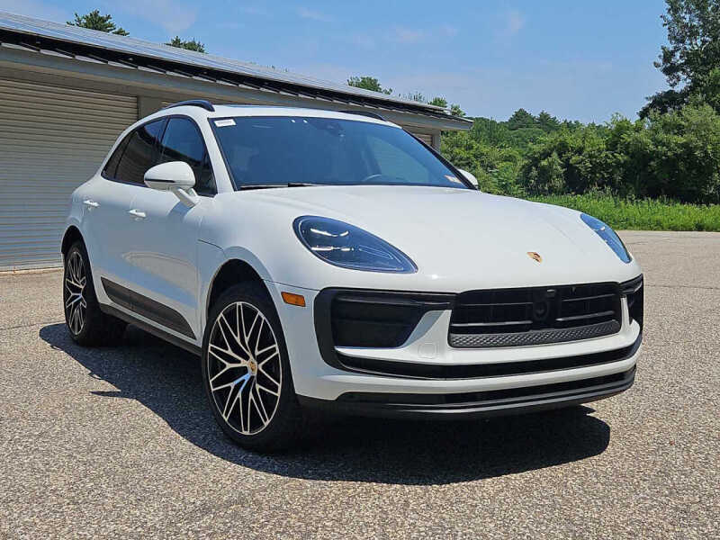 2026 Porsche Macan