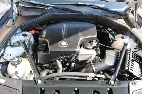 2016 BMW 5 Series 528i