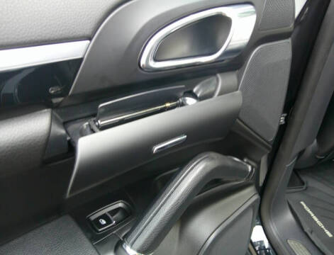 2017 Porsche Cayenne Platinum Edition