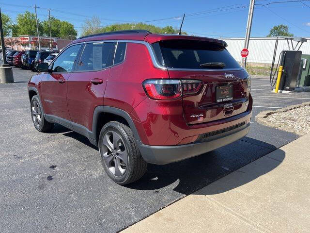 2022 Jeep Compass Latitude Lux