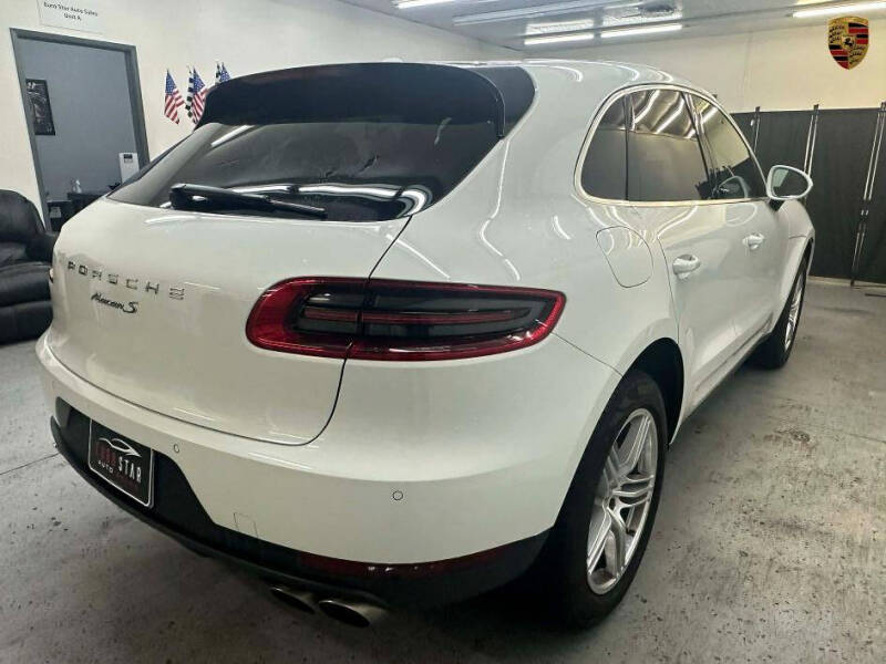 2015 Porsche Macan S