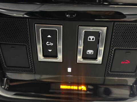 2023 Land Rover Range Rover Velar P250 R-Dynamic S