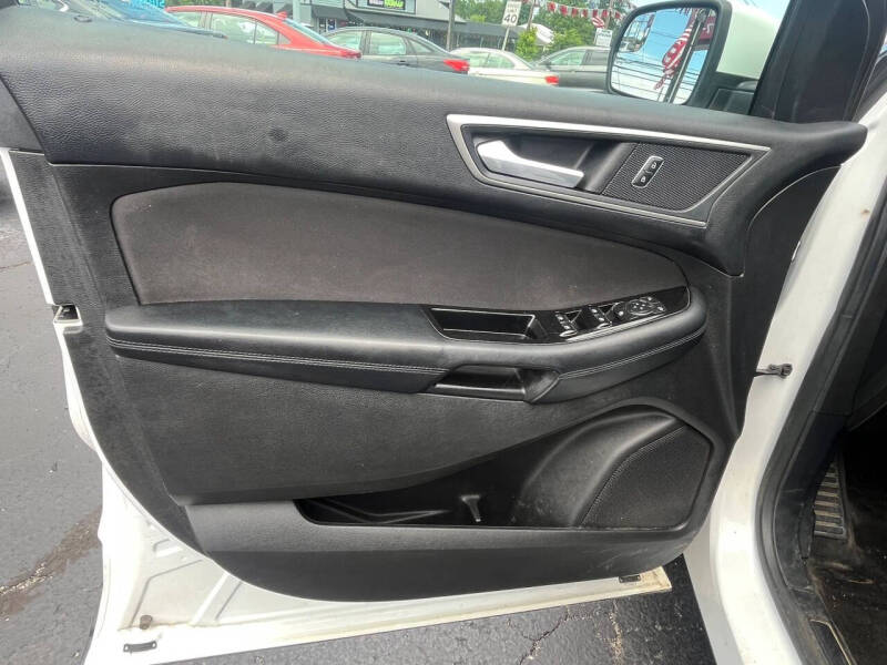 2017 Ford Edge SEL