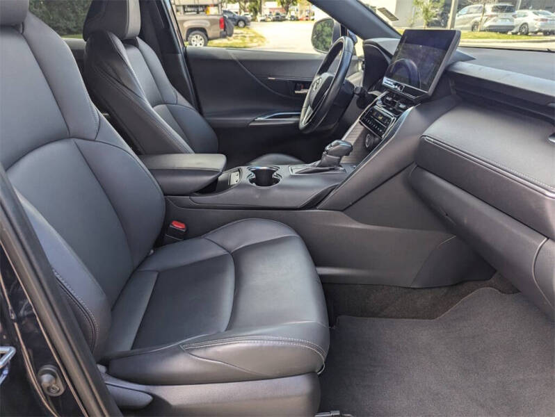 2024 Toyota Venza XLE