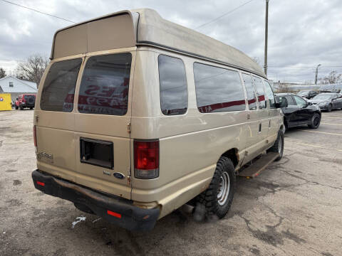 2009 Ford E-Series E-350 SD XLT