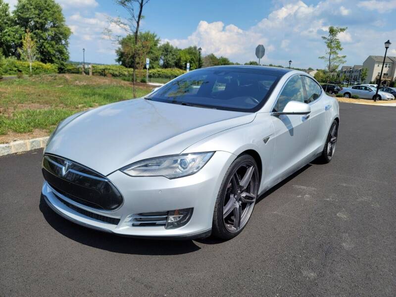 2016 Tesla Model S for sale at DISTINCT IMPORTS in Cinnaminson NJ