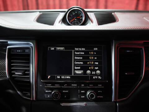 2015 Porsche Macan S