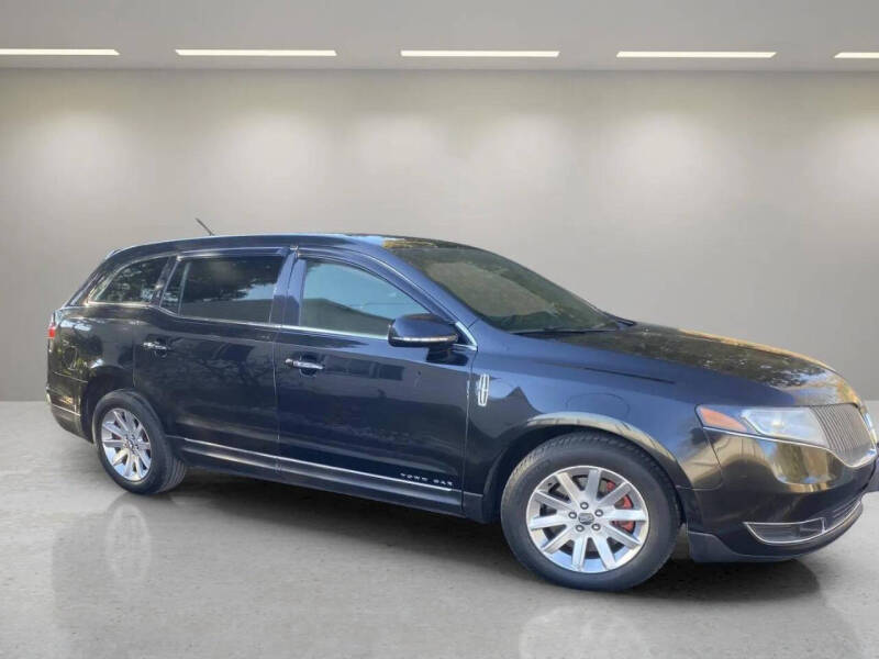 2014 Lincoln MKT's photo