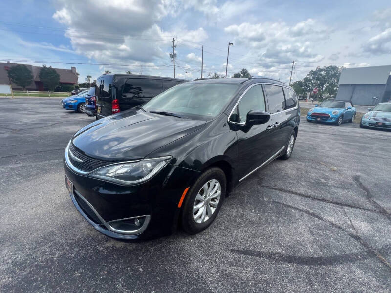 2018 Chrysler Pacifica for sale at The TOY BOX in Poplar Bluff MO