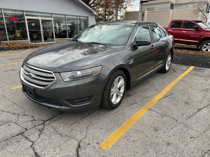 2015 Ford Taurus for sale at Lakeshore Auto Wholesalers in Amherst OH