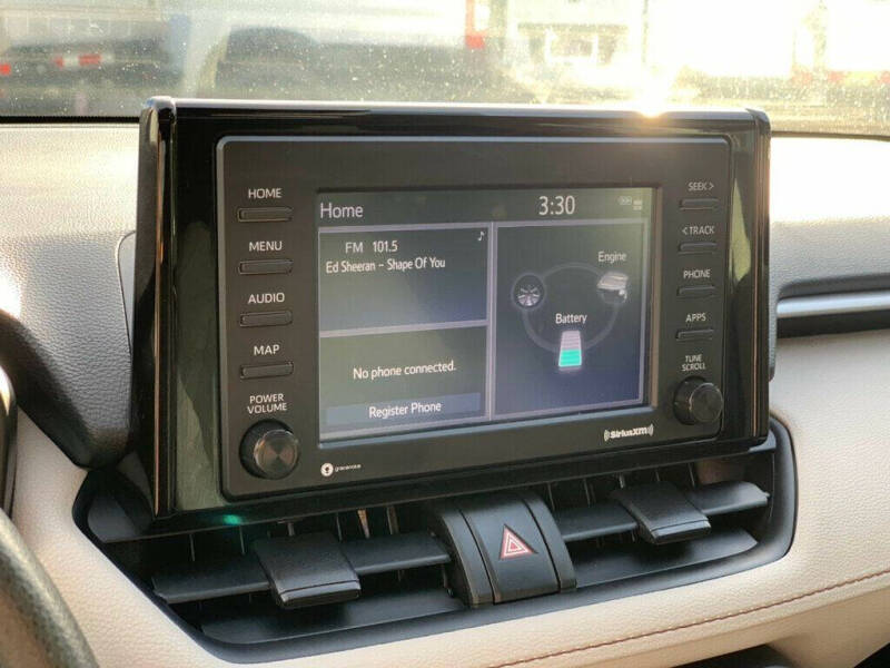 2022 Toyota RAV4 Hybrid XLE