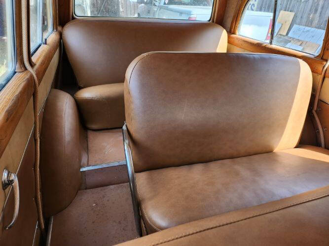 1951 Pontiac Streamliner