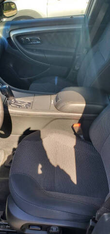 2016 Ford Taurus SEL