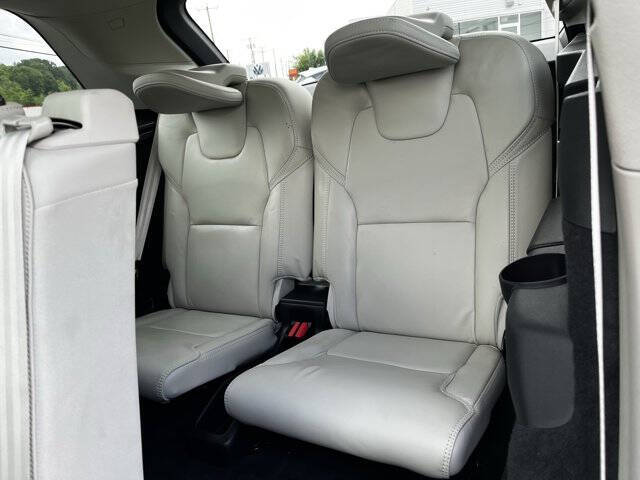 2022 Volvo XC90 T6 Inscription 7-Passenger