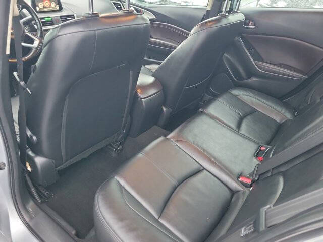 2017 Mazda MAZDA3 Touring