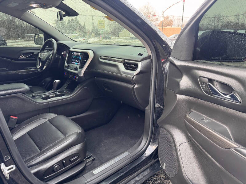 2017 GMC Acadia SLT-1