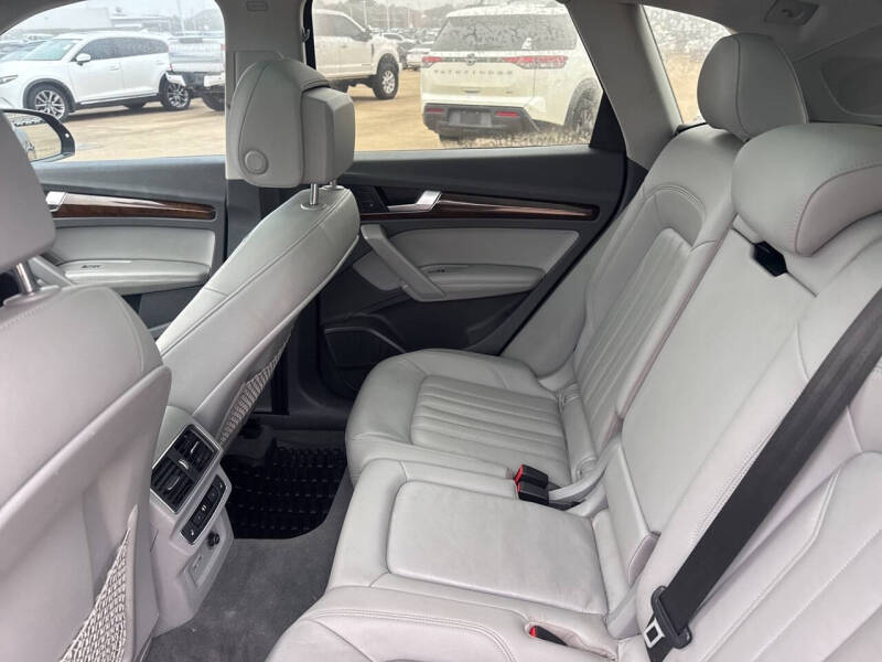 2019 Audi Q5 quattro Premium Plus 45 TFSI