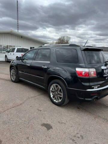 2011 GMC Acadia Denali