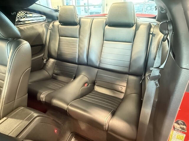 2011 Ford Mustang V6 Premium