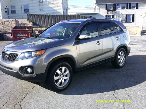 2013 Kia Sorento for sale at MIRACLE AUTO SALES in Cranston RI