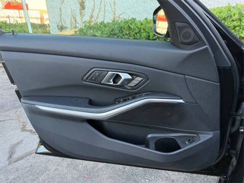 2024 BMW 3 Series 330i